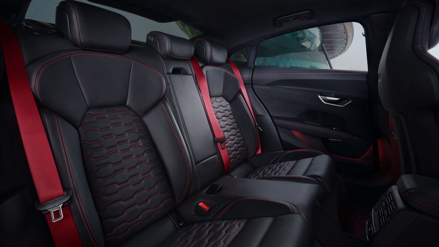 Audi Vincent RS e-tron GT Interior 3
